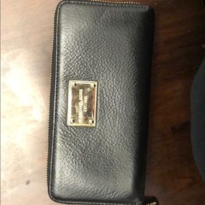 Michael kors black wallet
